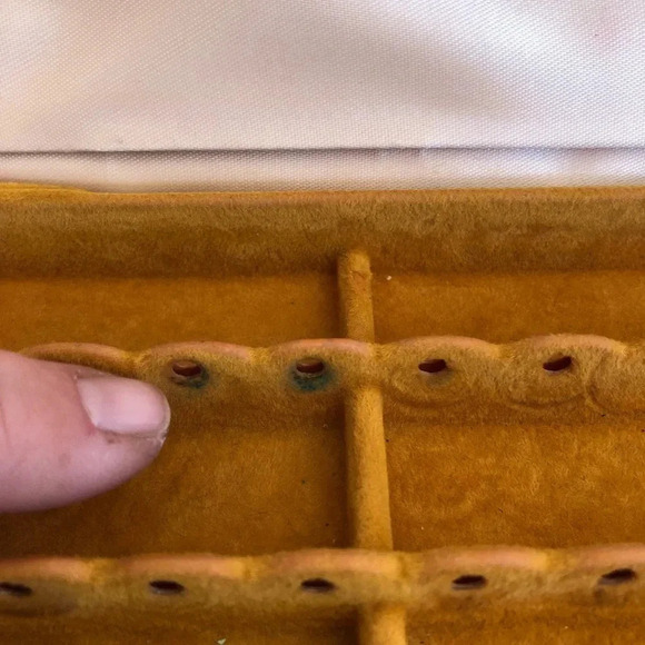 Vtg Gunther Mele Earring  Travel Box - Picture 7 of 10